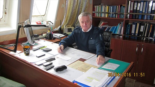 Капитан "Клавдии Еланской" Н.В. Рапацевич (фото с личной страниц